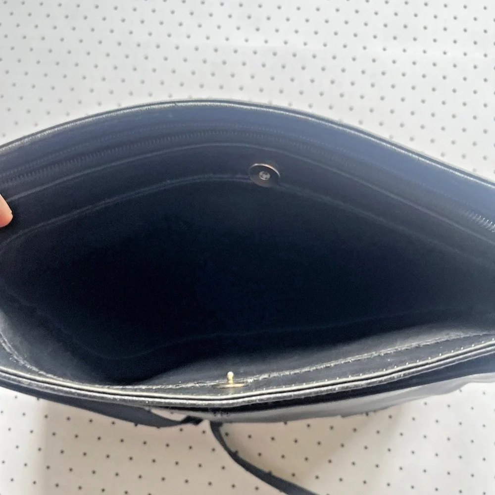 90s Minimalist Black Leather Shoulder Bag Quiet Luxury Slouchy Hobo